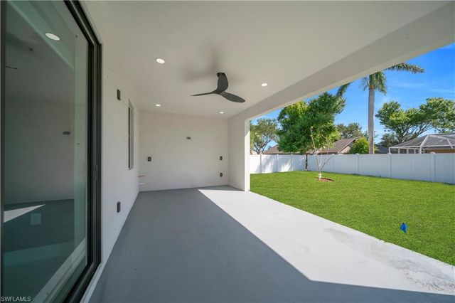 807 Nicholas PKWY W, Cape Coral, FL 33991