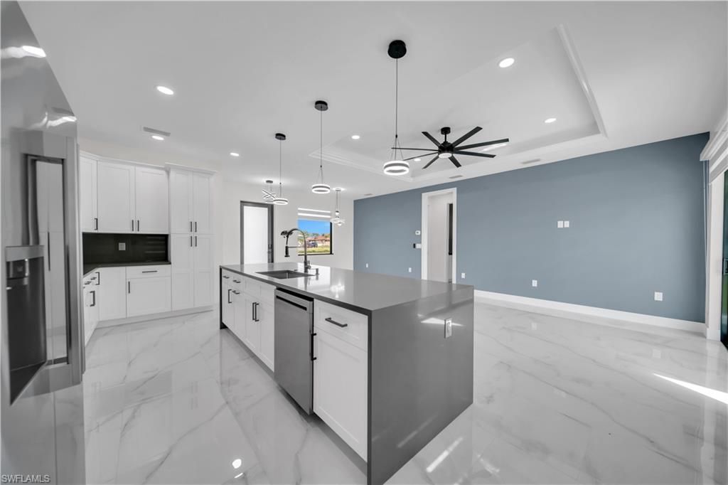 Image 14 of property listing at 807 Nicholas PKWY W, Cape Coral, FL 33991