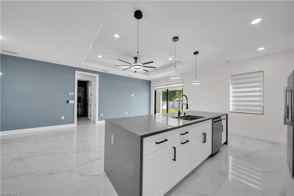 Image 16 of property listing at 807 Nicholas PKWY W, Cape Coral, FL 33991