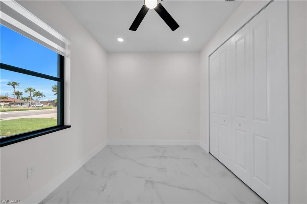 Image 22 of property listing at 807 Nicholas PKWY W, Cape Coral, FL 33991