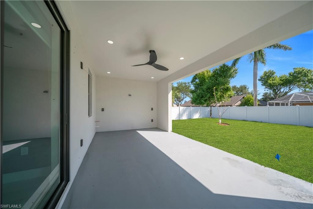 Image 31 of property listing at 807 Nicholas PKWY W, Cape Coral, FL 33991