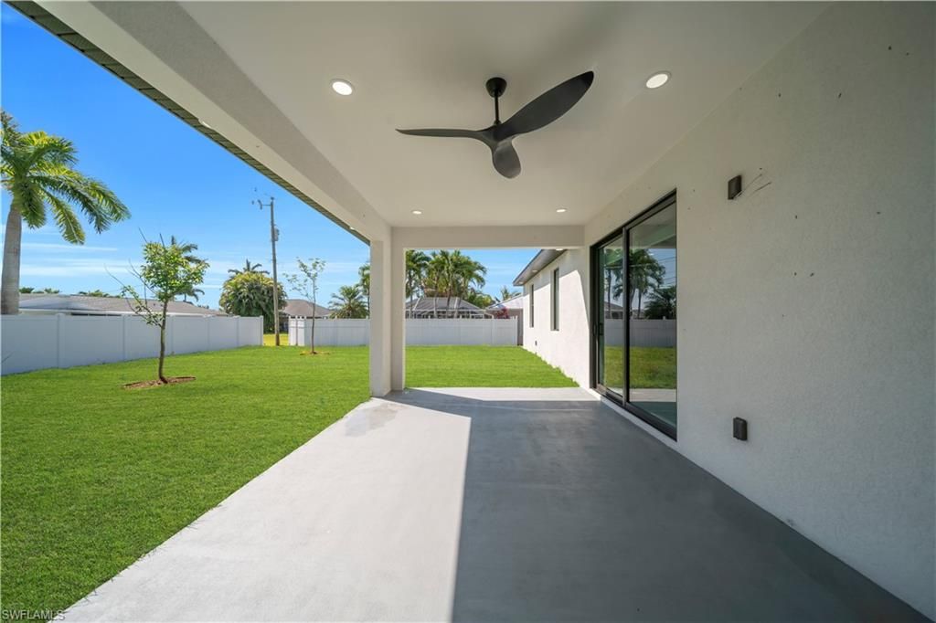 Image 32 of property listing at 807 Nicholas PKWY W, Cape Coral, FL 33991