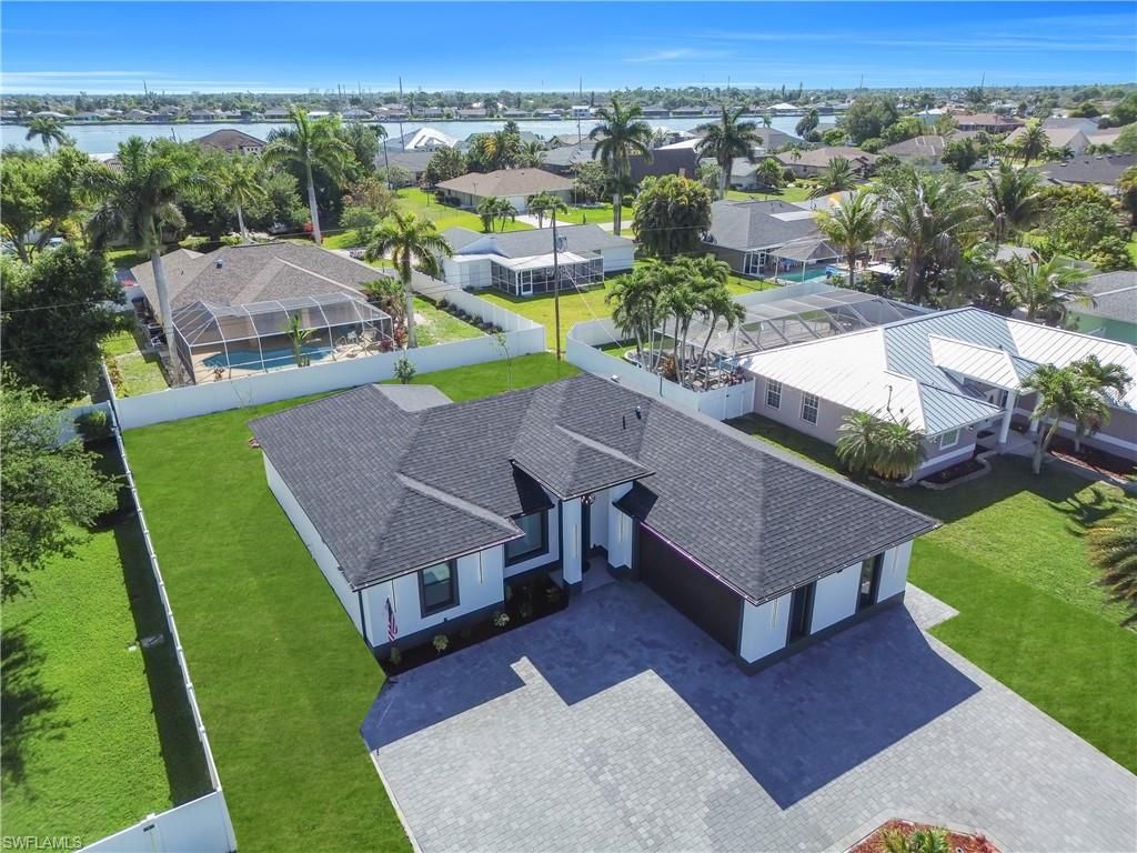 Image 35 of property listing at 807 Nicholas PKWY W, Cape Coral, FL 33991