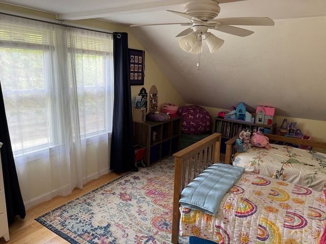 20 Rockaway Rd, Auburn, MA 01501