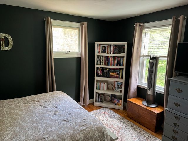 20 Rockaway Rd, Auburn, MA 01501