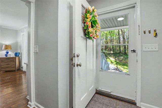 5275 Sugar Ridge Drive NE, Buford, GA 30518