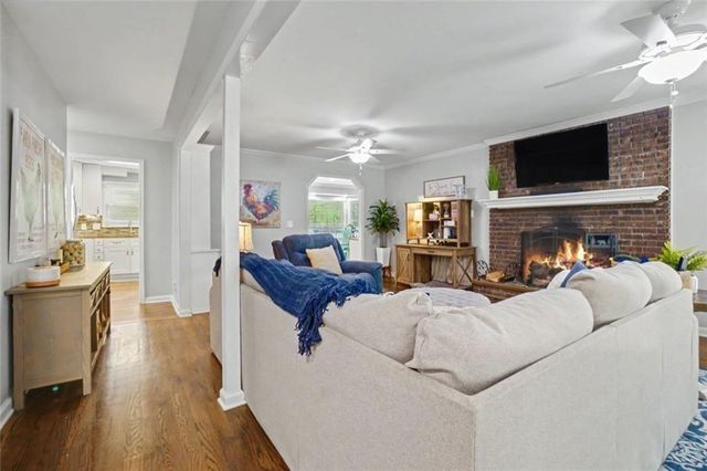 5275 Sugar Ridge Drive NE, Buford, GA 30518