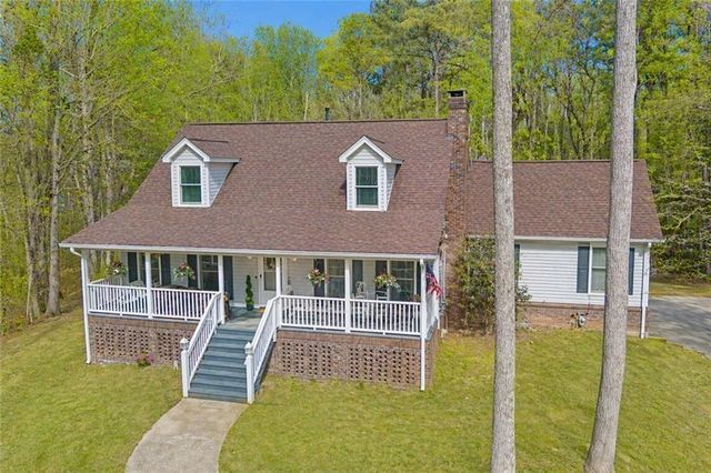 5275 Sugar Ridge Drive NE, Buford, GA 30518