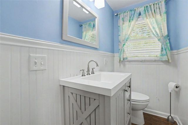 5275 Sugar Ridge Drive NE, Buford, GA 30518