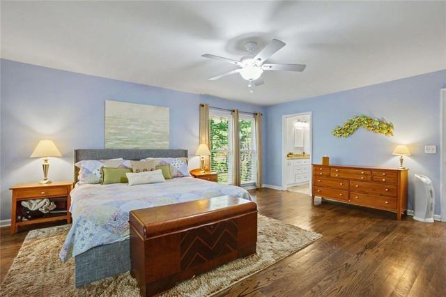 5275 Sugar Ridge Drive NE, Buford, GA 30518