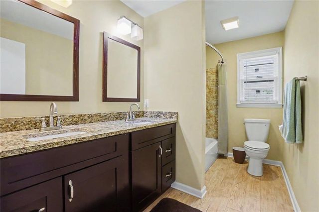 5275 Sugar Ridge Drive NE, Buford, GA 30518