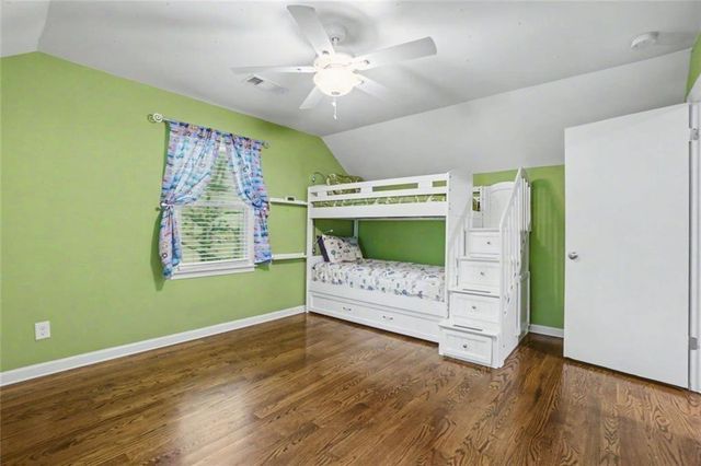 5275 Sugar Ridge Drive NE, Buford, GA 30518