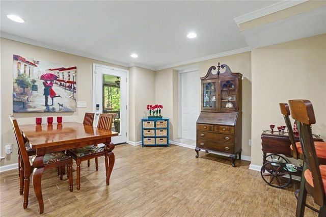 5275 Sugar Ridge Drive NE, Buford, GA 30518