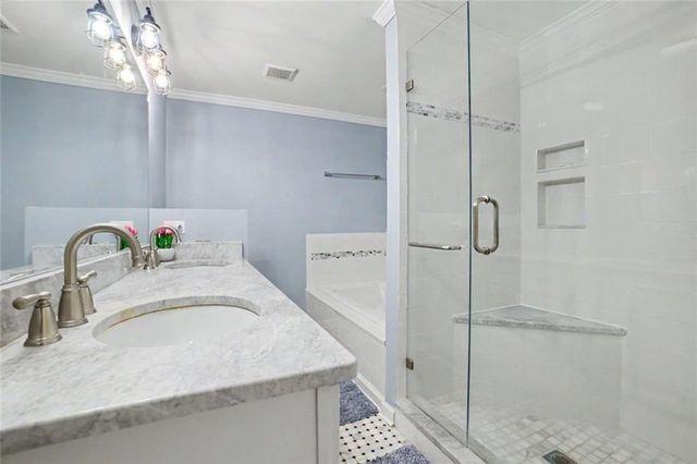 5275 Sugar Ridge Drive NE, Buford, GA 30518