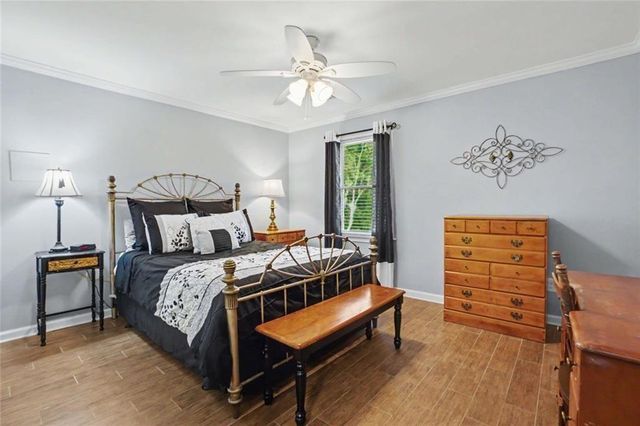5275 Sugar Ridge Drive NE, Buford, GA 30518