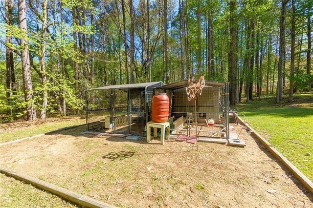 5275 Sugar Ridge Drive NE, Buford, GA 30518