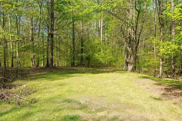 5275 Sugar Ridge Drive NE, Buford, GA 30518