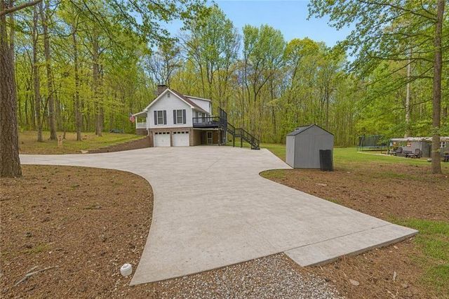 5275 Sugar Ridge Drive NE, Buford, GA 30518