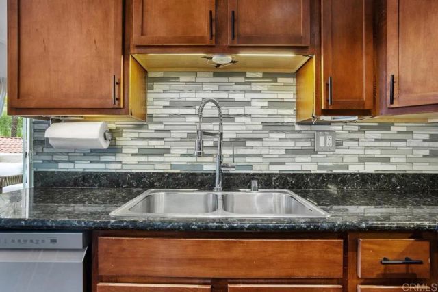 102 Sea Cliff Way, Oceanside, CA 92056