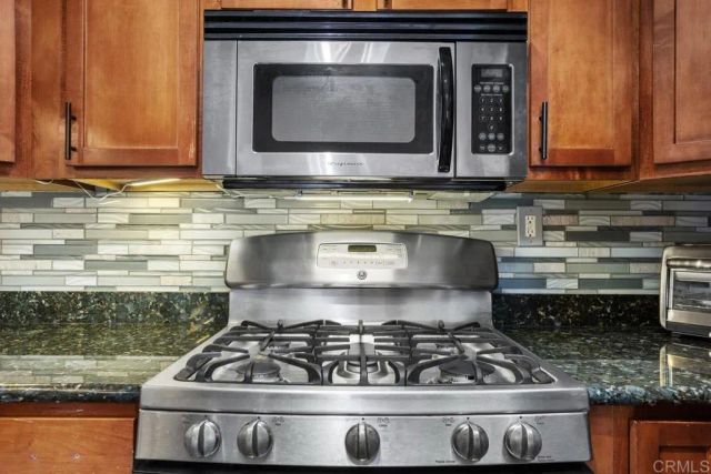 102 Sea Cliff Way, Oceanside, CA 92056