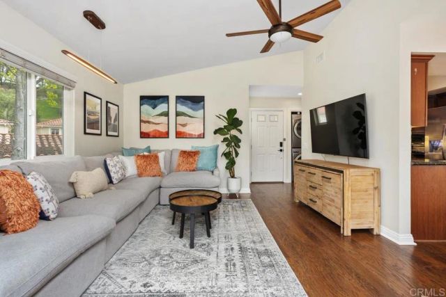 102 Sea Cliff Way, Oceanside, CA 92056