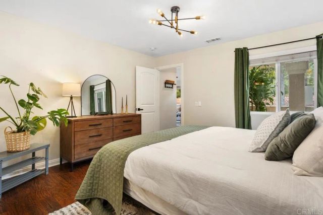 102 Sea Cliff Way, Oceanside, CA 92056