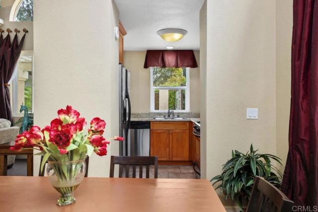 102 Sea Cliff Way, Oceanside, CA 92056