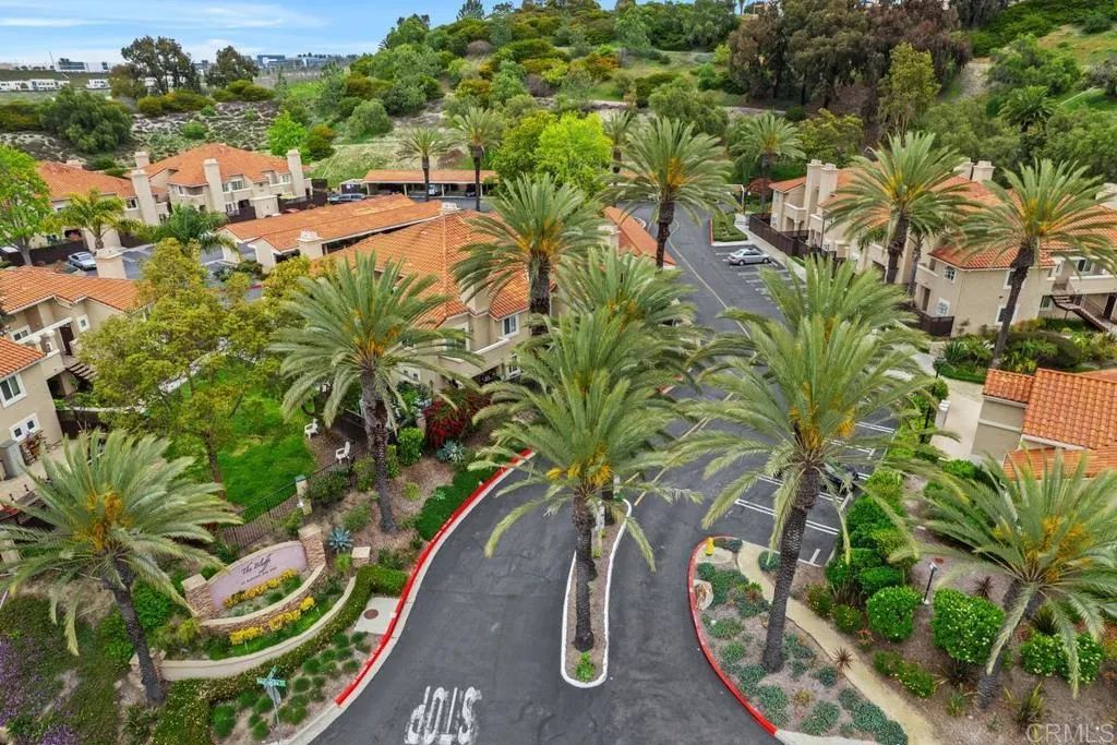 102 Sea Cliff Way, Oceanside, CA 92056