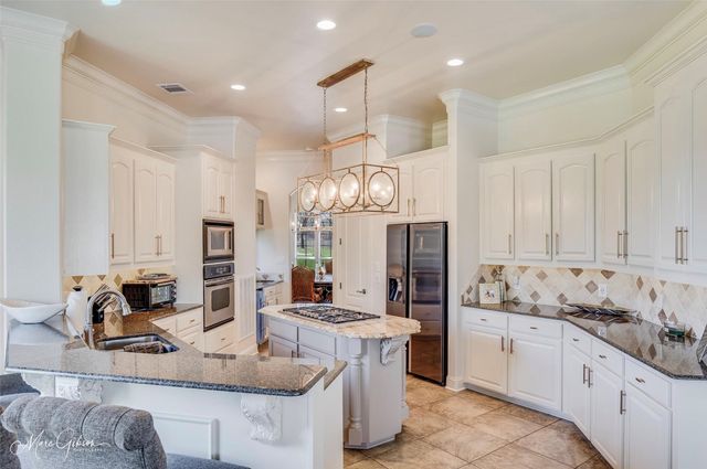412 Clover Lane, Bossier City, LA 71112