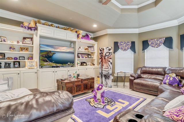 412 Clover Lane, Bossier City, LA 71112