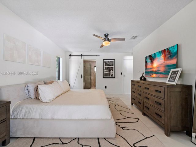 11998 SW 51st Ct, Cooper City, FL 33330