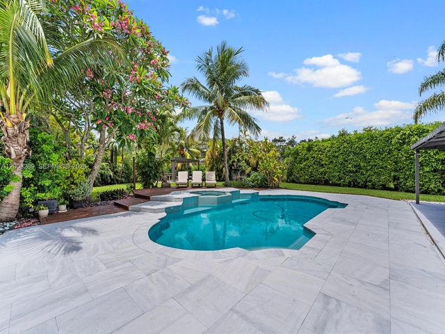 11998 SW 51st Ct, Cooper City, FL 33330