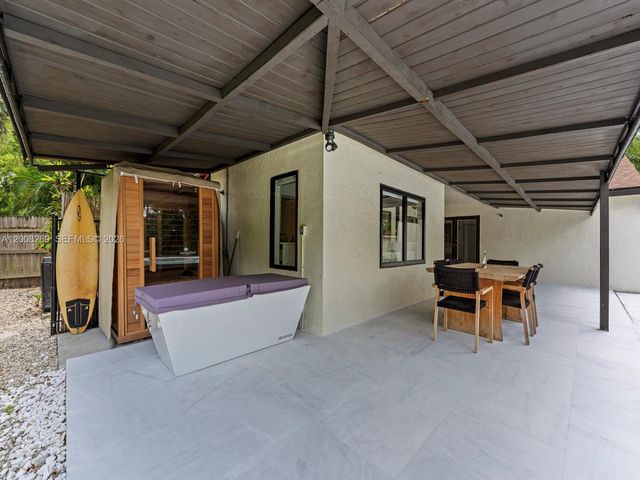 11998 SW 51st Ct, Cooper City, FL 33330