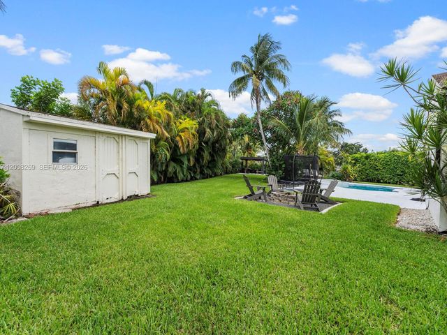 11998 SW 51st Ct, Cooper City, FL 33330