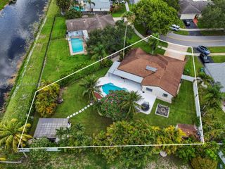 11998 SW 51st Ct, Cooper City, FL 33330