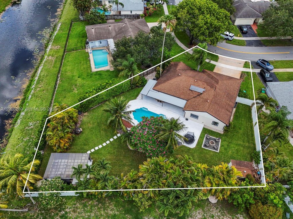 11998 SW 51st Ct, Cooper City, FL 33330