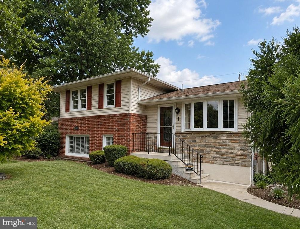 1 ALSTON RD, Lutherville Timonium, MD 21093