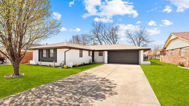 8005 S Youngs Boulevard, Oklahoma City, OK 73159