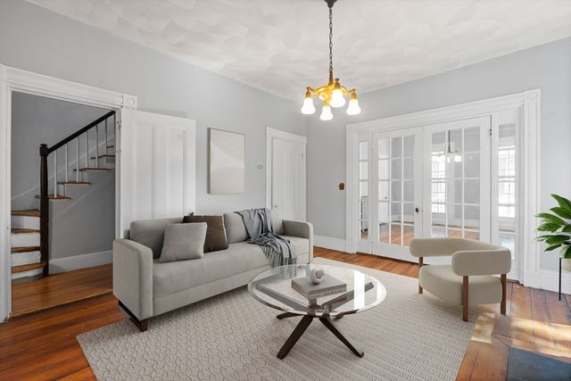 101 Mount Pleasant Ave, Boston, MA 02119