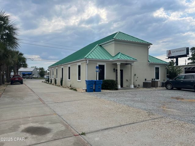 1813 Thomas Drive, Panama City, FL 32408