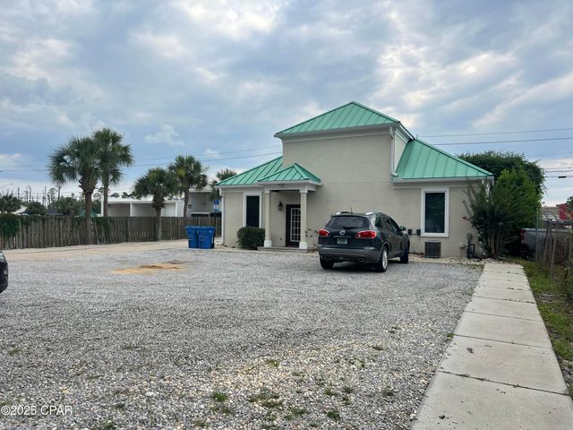 1813 Thomas Drive, Panama City, FL 32408