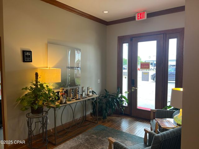 1813 Thomas Drive, Panama City, FL 32408