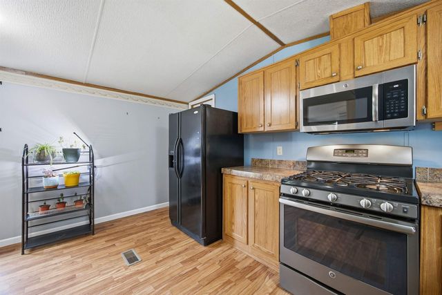 215 Leavitt Road, Pittsfield, NH 03263