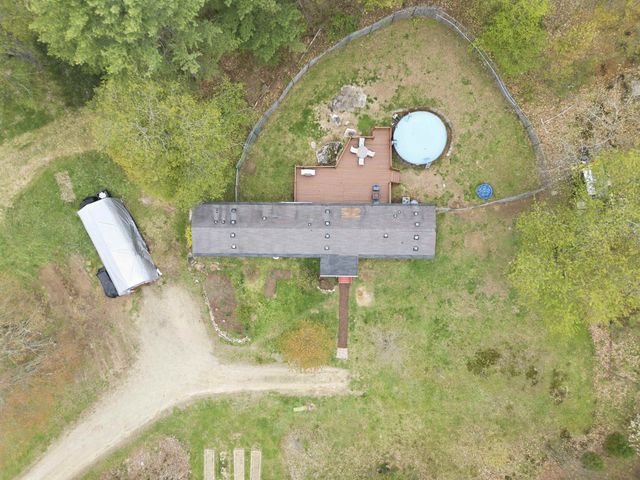 215 Leavitt Road, Pittsfield, NH 03263