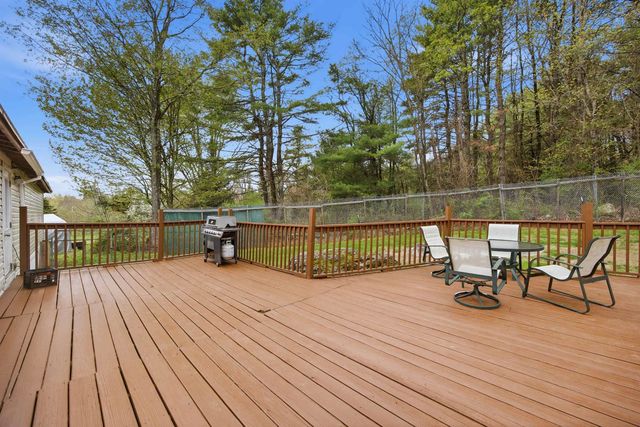 215 Leavitt Road, Pittsfield, NH 03263