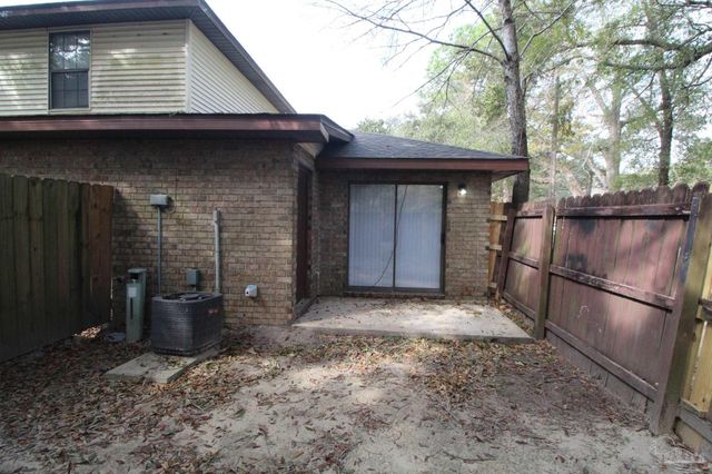 1455 Acorn Ln A, Pensacola, FL 32514