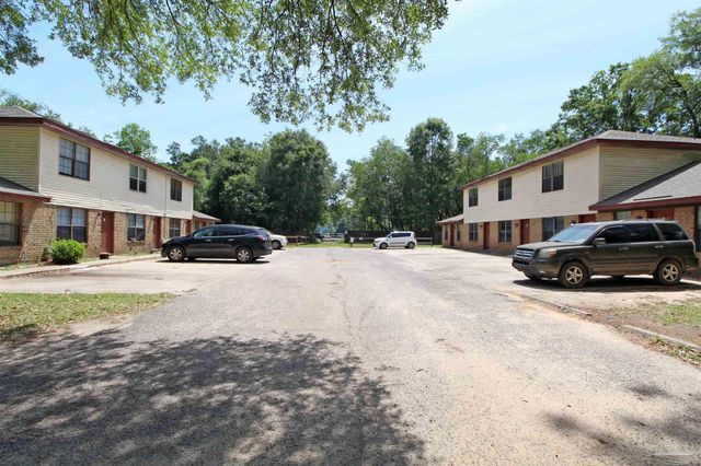 1455 Acorn Ln A, Pensacola, FL 32514