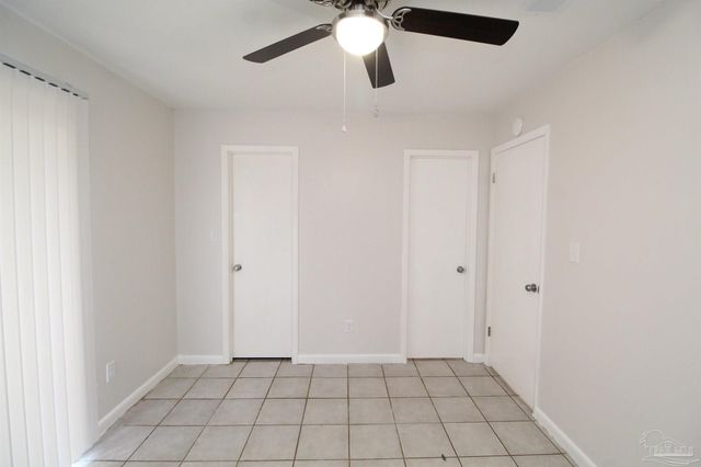 1455 Acorn Ln A, Pensacola, FL 32514