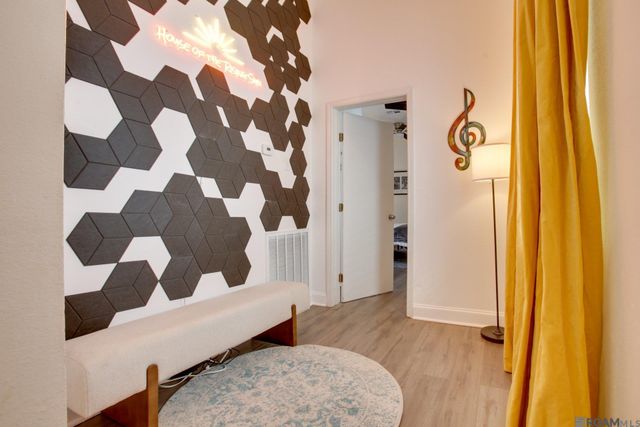 813 Jackson Ave, New Orleans, LA 70130