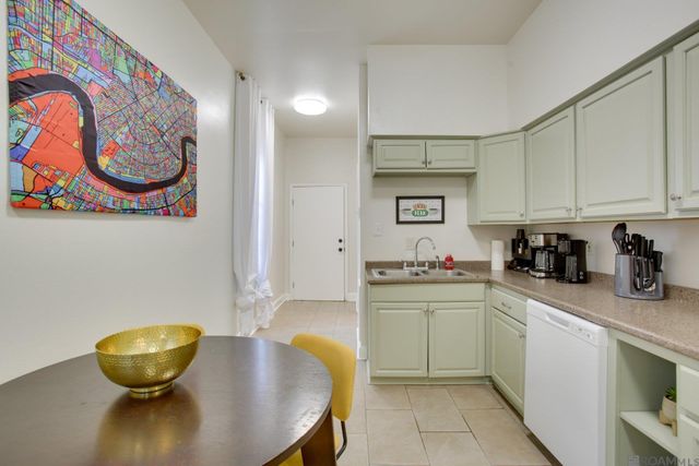 813 Jackson Ave, New Orleans, LA 70130